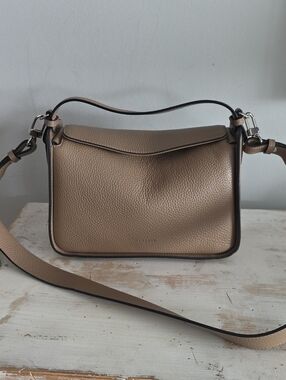 The Horse Clementine Bag In Pebbled Taupe